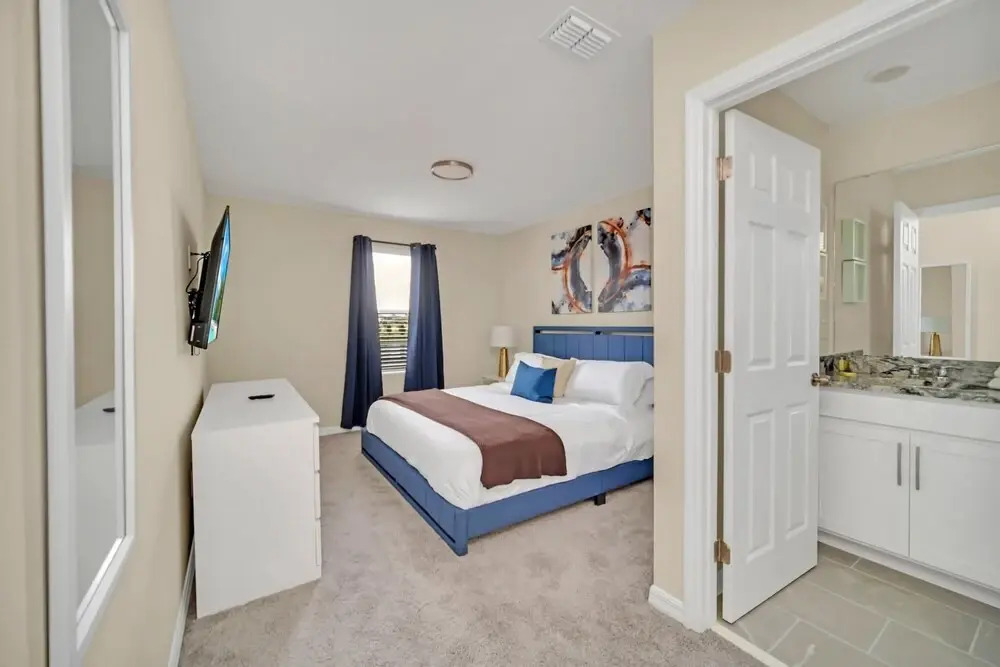7BR Family Resort - Pool and Hot Tub Near Disney