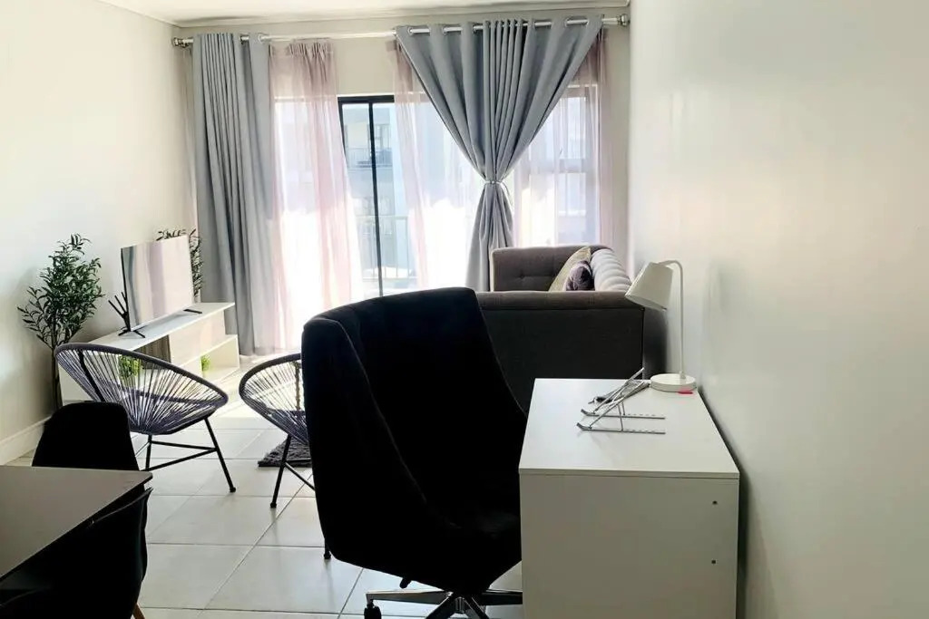 Munyaka Waterfall: Executive Apartment