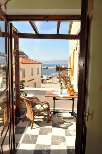 Glaros Guesthouse