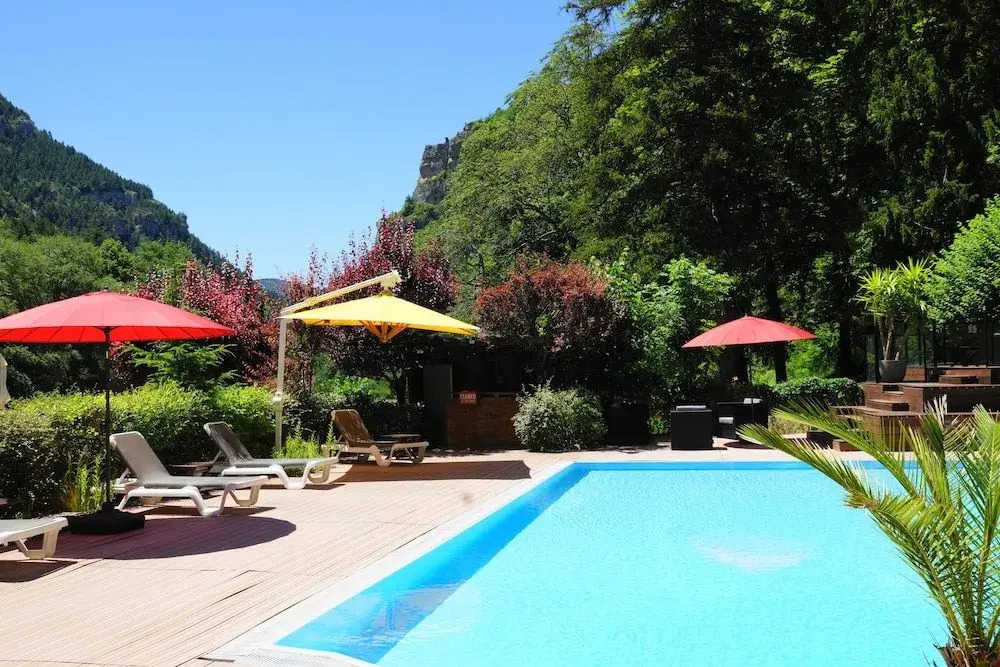 Château De La Caze Piscine & Spa - Ste Enimie