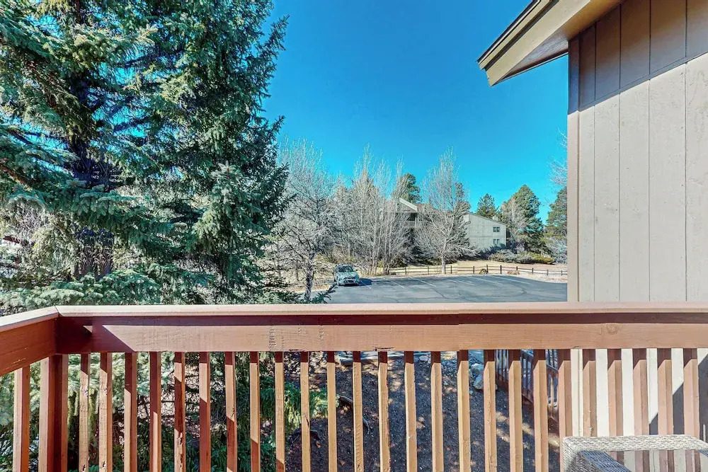 Near Hiking & Biking! Flagstaff Condo w/ Grill