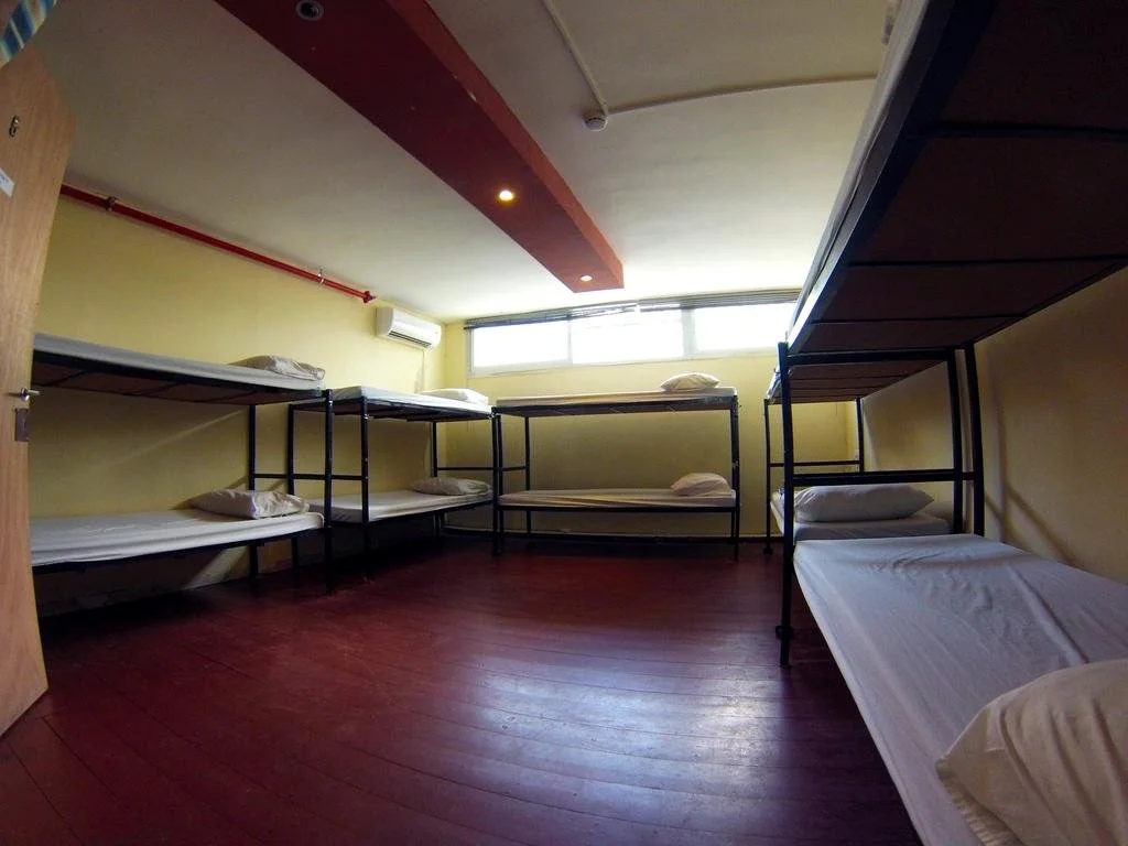 Overstay TLV Hostel