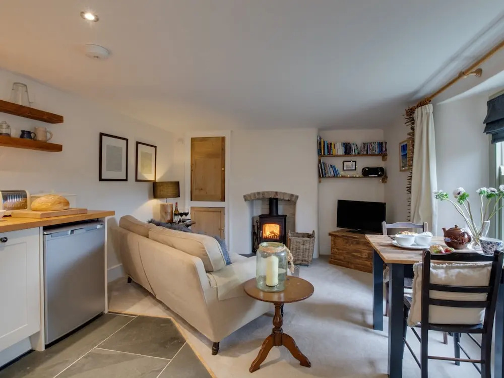 Lovely Holiday Home in Saint Agnes With Garden