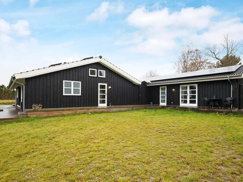 Elegant Holiday Home in Ebeltoft With Sauna