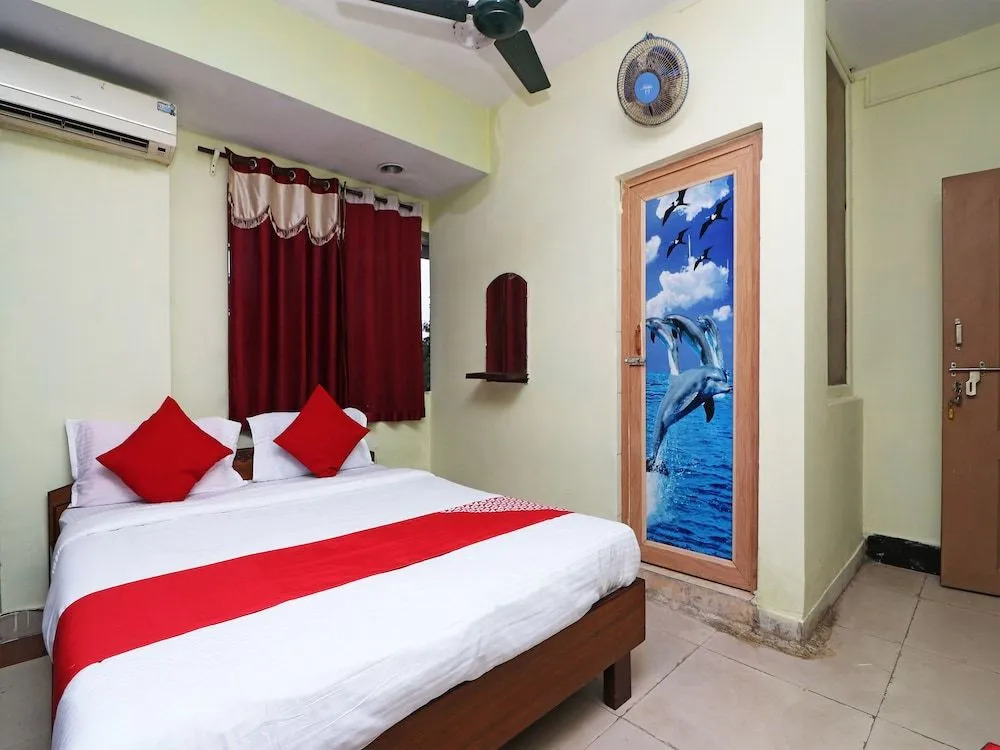 OYO 10470 hollywood hotels and resorts