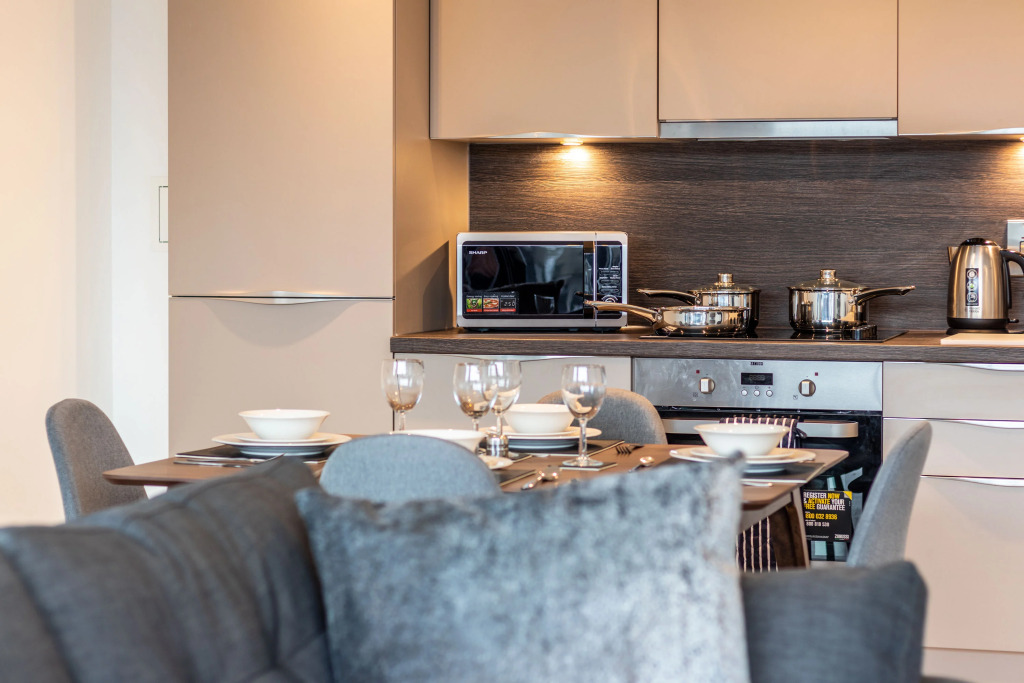 Seven Living Ashford - 2BR Luxury Apartments