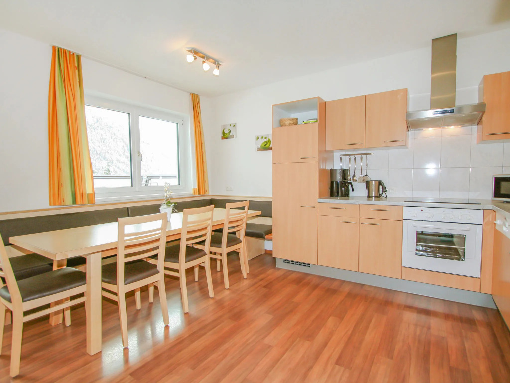 Apartment La Luna by Interhome