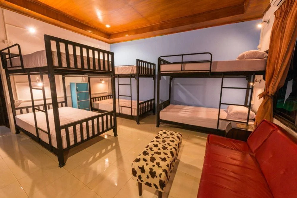 Goodtime Beach Hostel - Adults Only