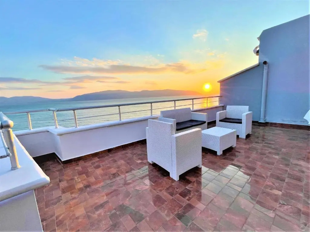 Duplex Apartment Front Sea