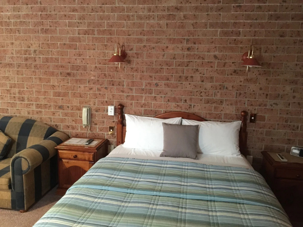 Golden Grain Motor Inn