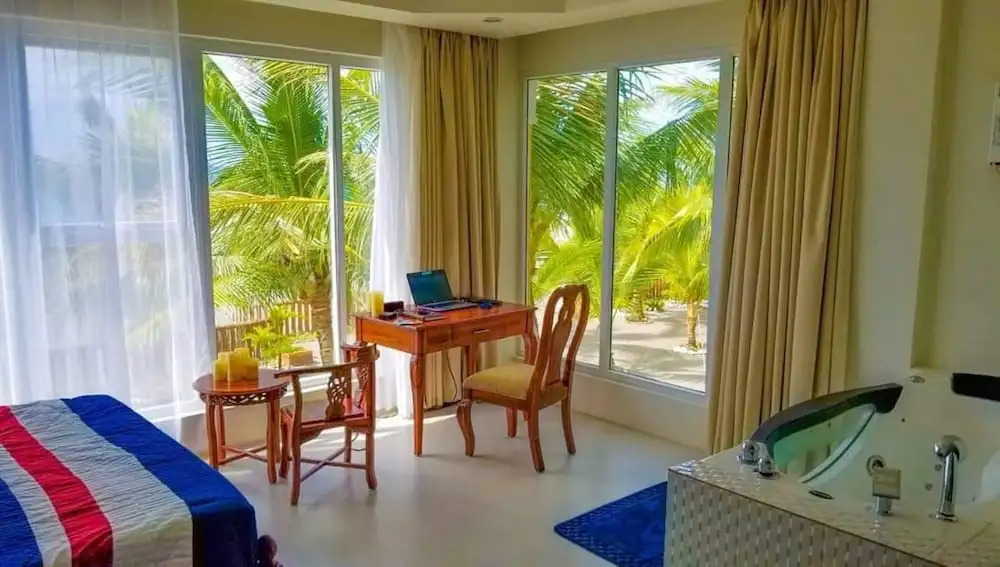 Crystal Shores Beach Resort powered by Cocotel