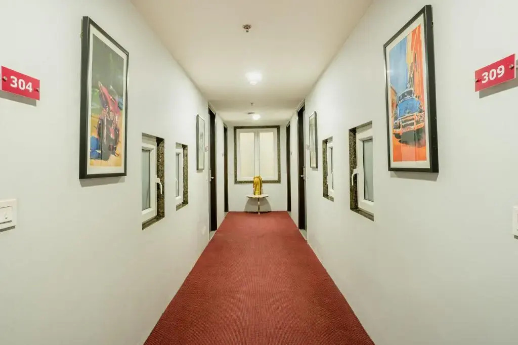 Inde Hotel Golf Course Extension, Gurgaon