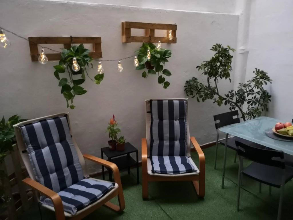 Acogedor apartamento con excelente ubicación.