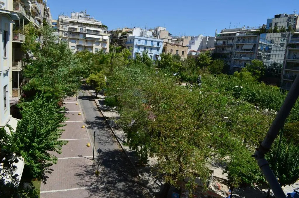 Pedion Areos Park 6 Center 6