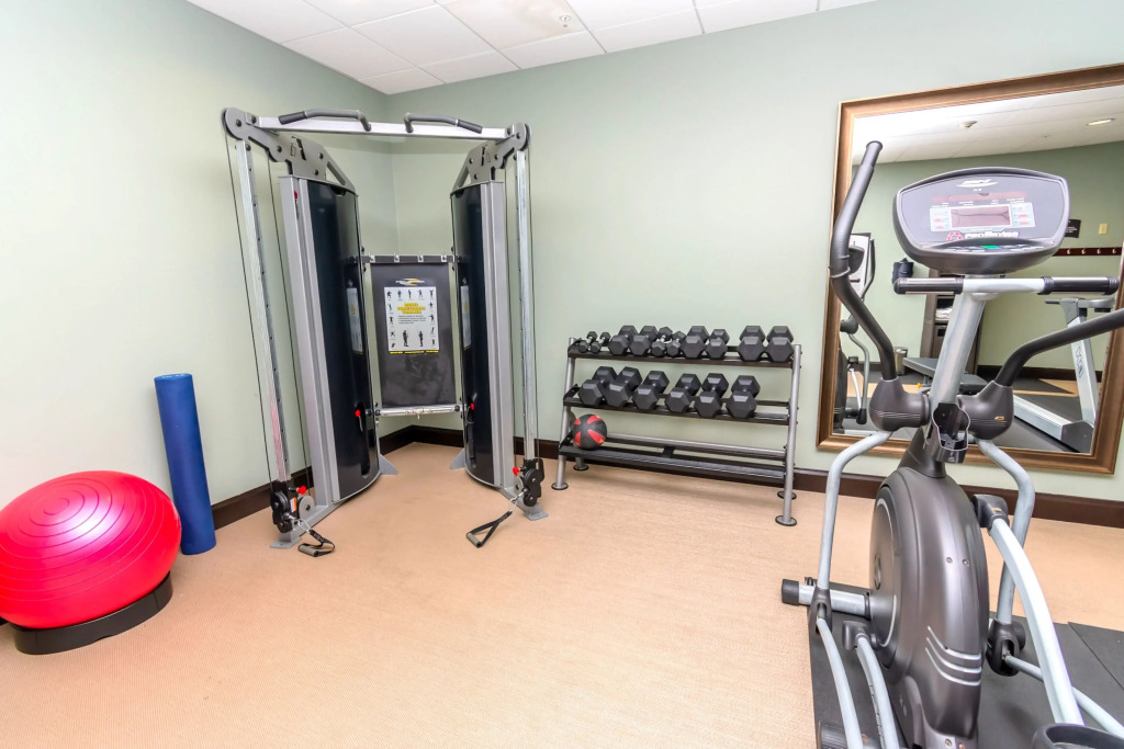 Staybridge Suites Houston - IAH Airport by IHG