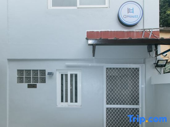 RedDoorz at Qhouzz near PUP
