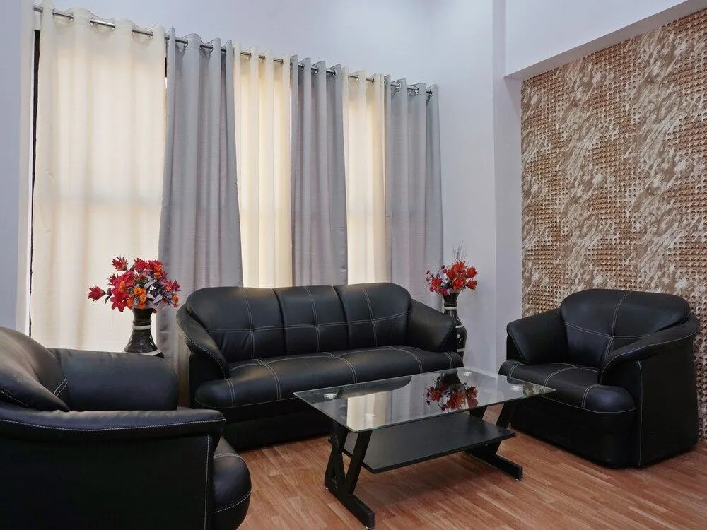 OYO 24161 Hotel Centre Point