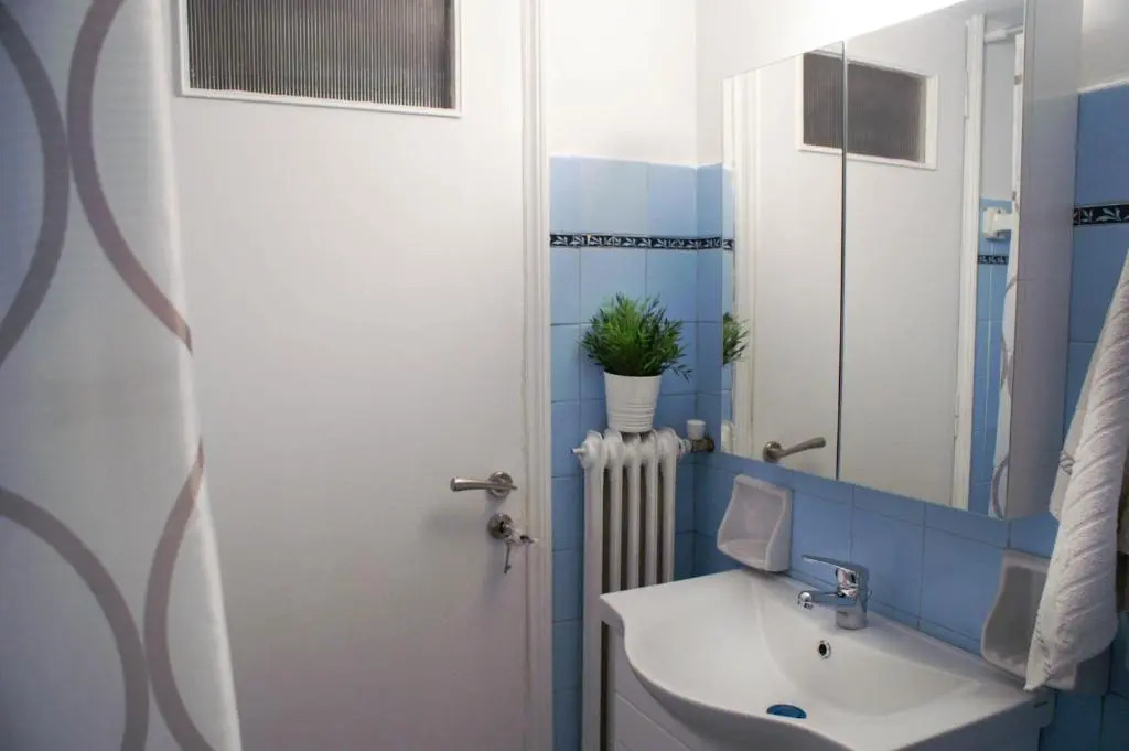 Charming Flat, 10' from Metro & 20' from Syntagma