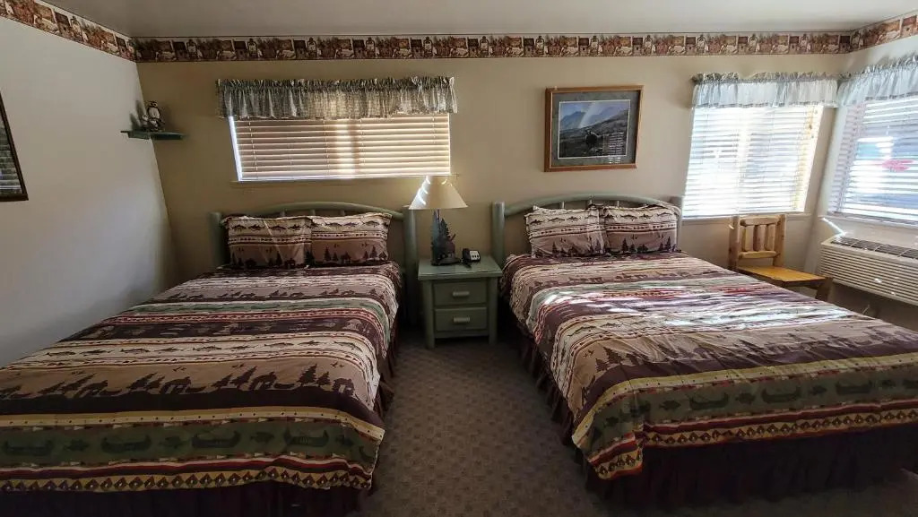 Sequoia Lodge