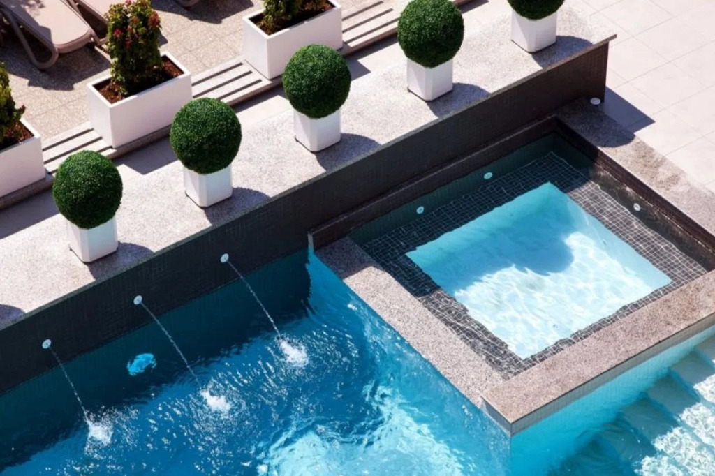 Green Garden Suites Hotel