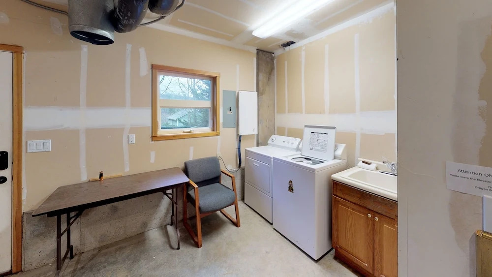 Om  3 Bedroom Home