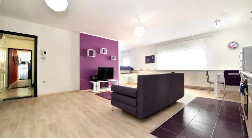 Quatric Apartments