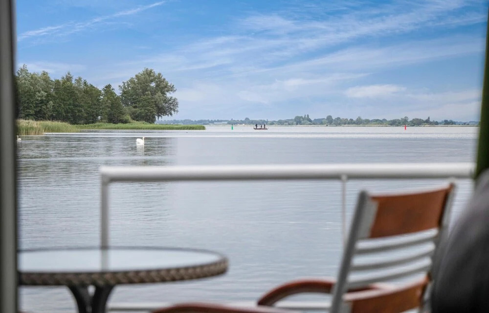 Awesome Ship/boat in Biddinghuizen With 2 Bedrooms and Wifi