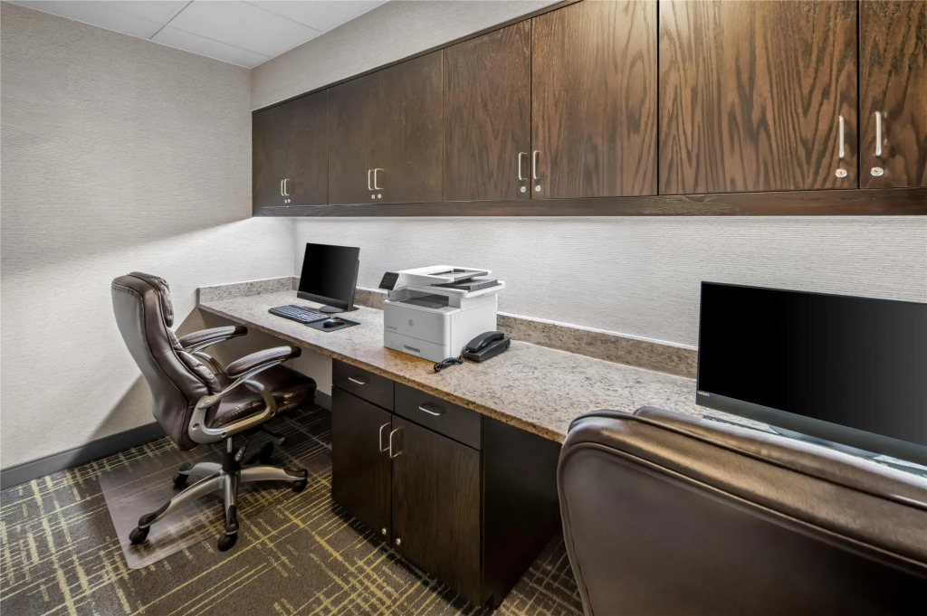 Hampton Inn and Suites Camp Springs