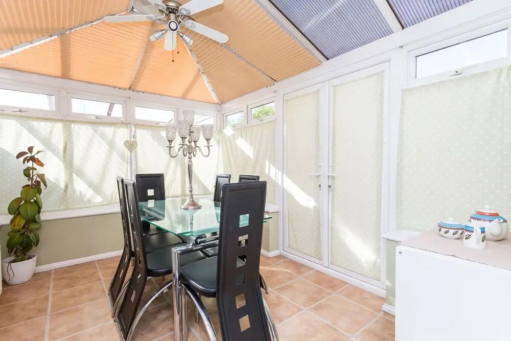 Fabulous 3-bed House, Close to Station