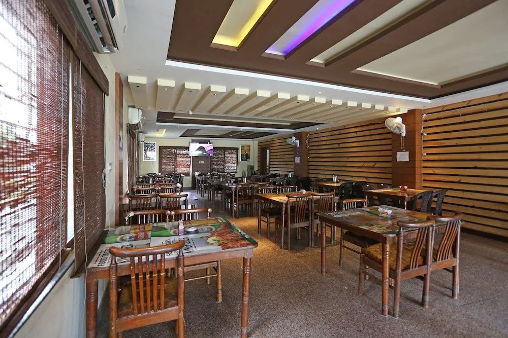 OYO 2599 Anantkoti Hotel