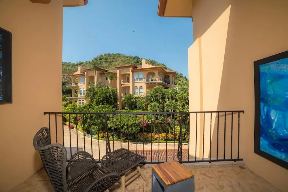 Bella Vista 4A 3 bdr 3 Bath Ocean View