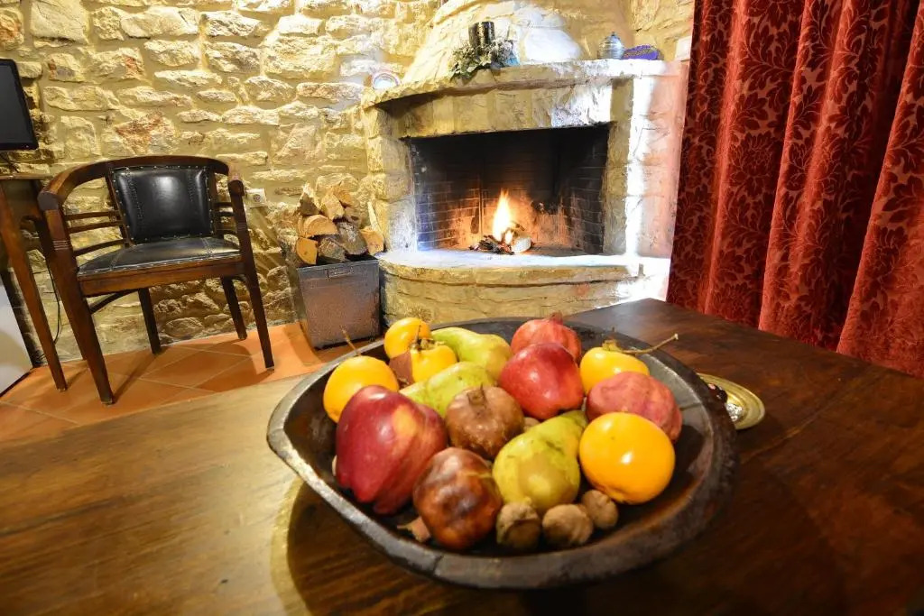 Georgios V Chalet Kalavrita