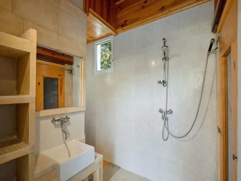 Superb House With Pool Near the Luberon