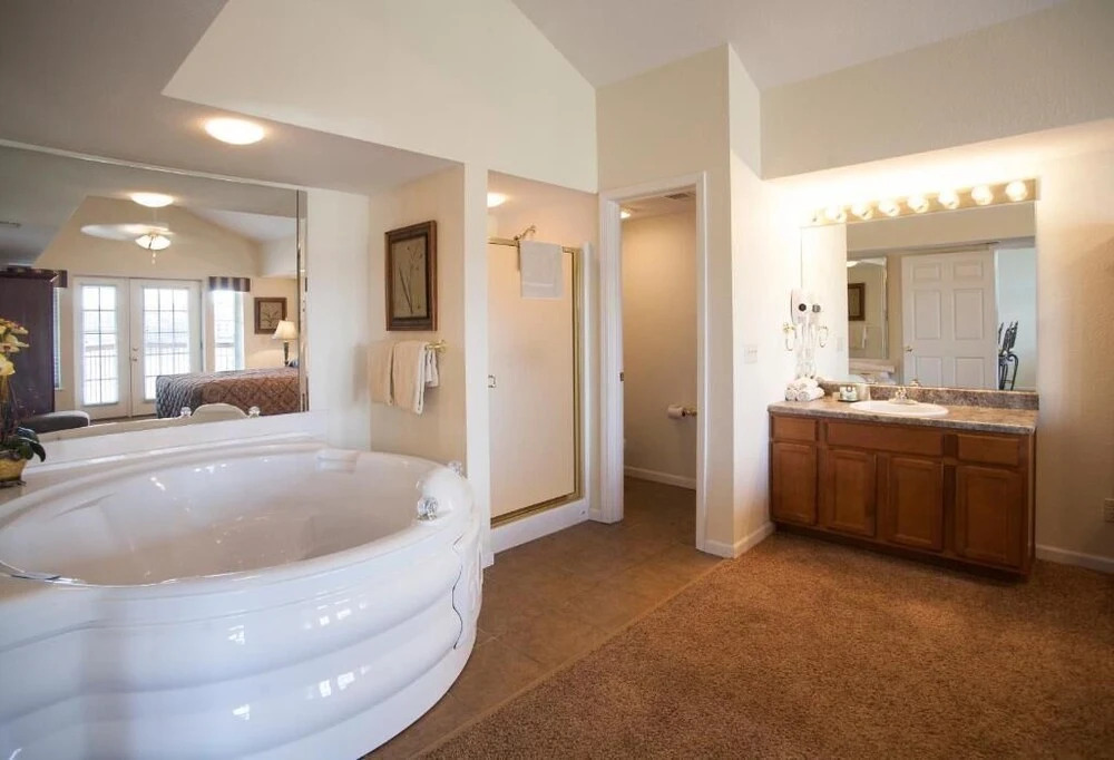 Grand Crowne Resort