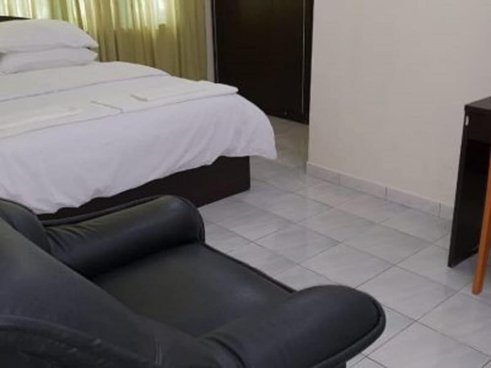 Гостевой дом Calyx Grand Fuvahmulah