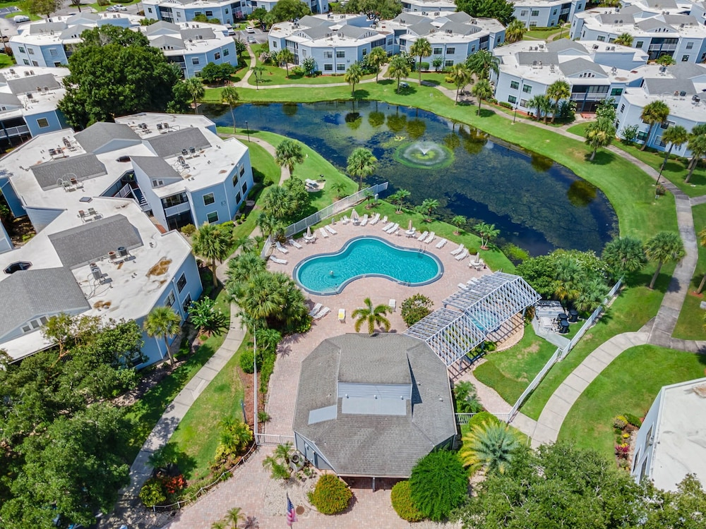 Luxury House - Sleeps 8 Golf Disney Family Fun