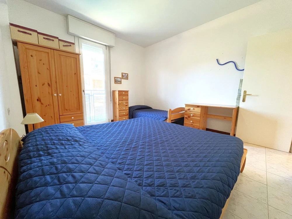 Charming Family Flat Near the Beach