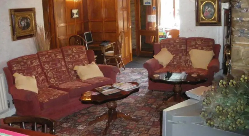 Maple Lodge
