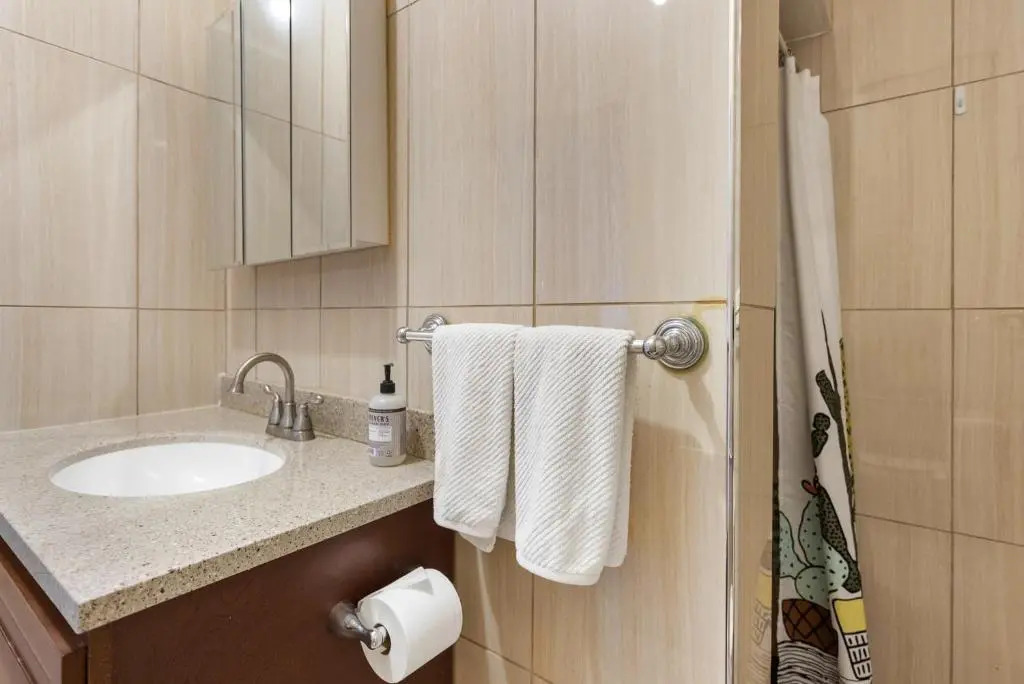 4BR Bungalow in Echo Park