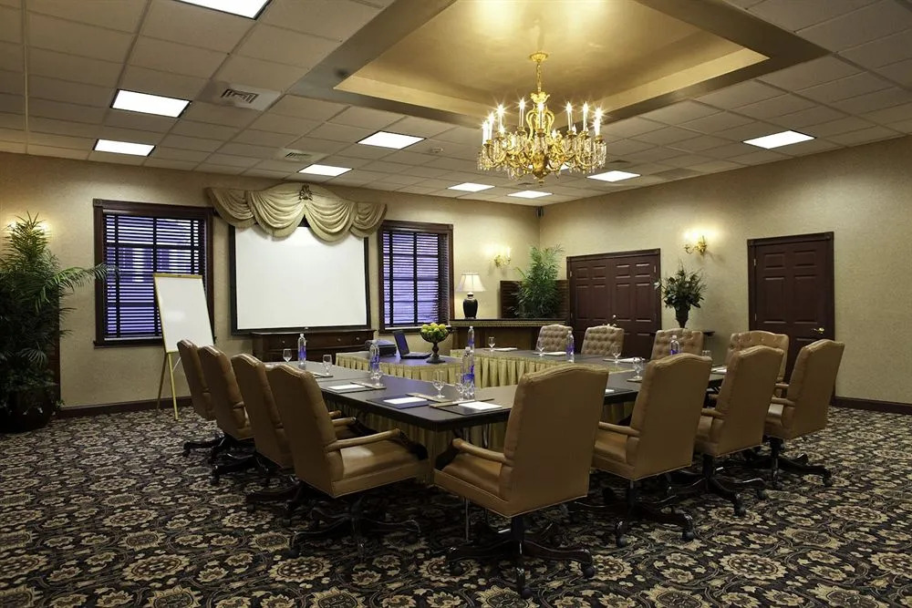Chateau Inn and Suites