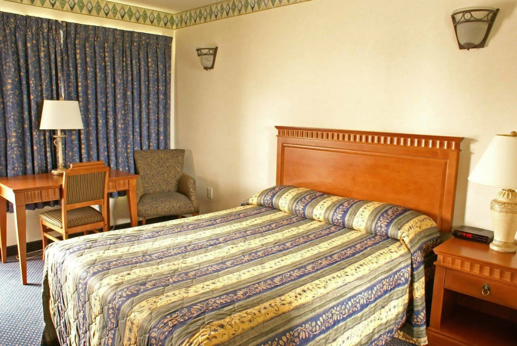 Vaughan Inn