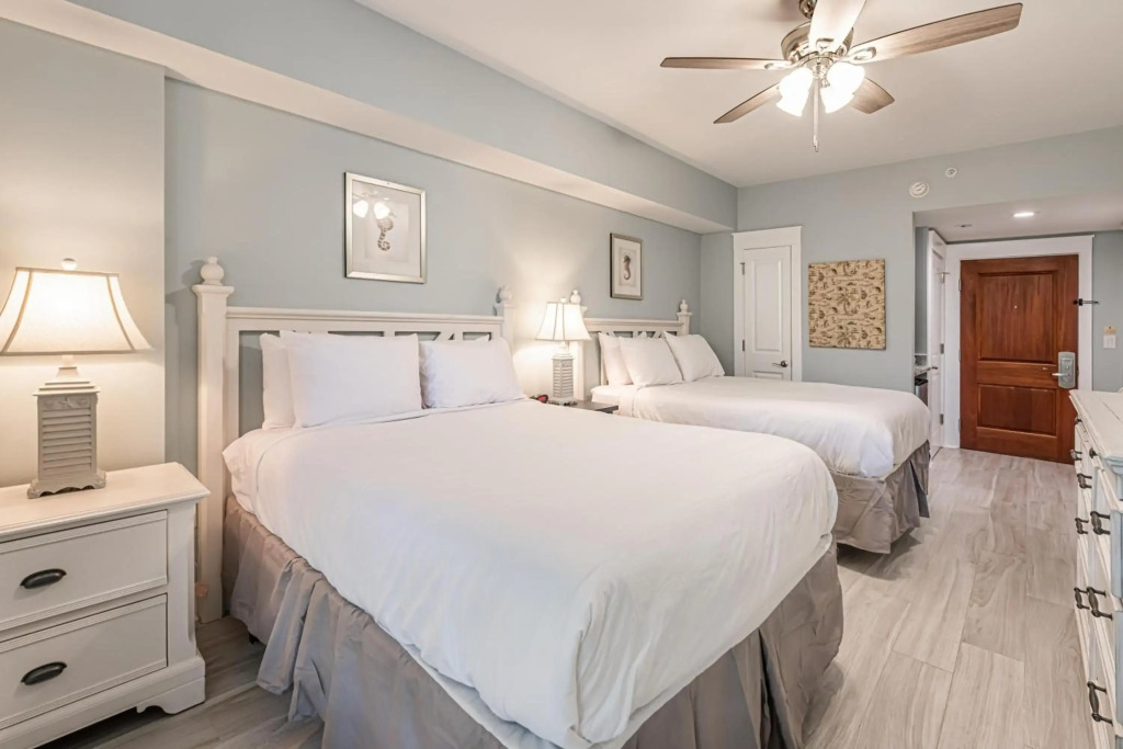 Market Street Inn 339 flr3 Studio 1BA 4