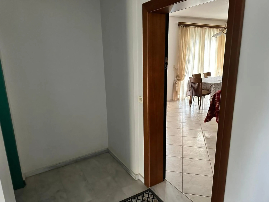 beautiful apartment near the beach