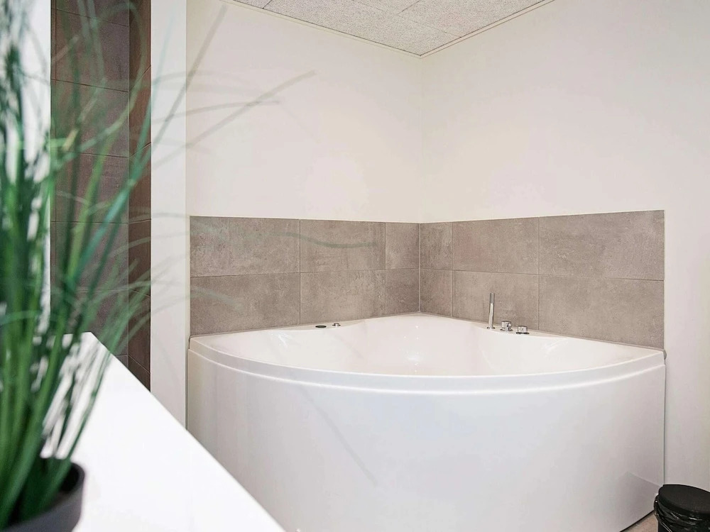 Cozy Holiday Home in Syddanmark near Beach