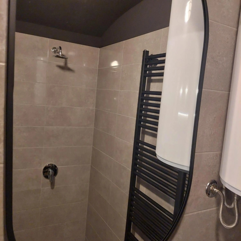 Modern&Private,Main Square-4Min Walk,Chic Apt 2