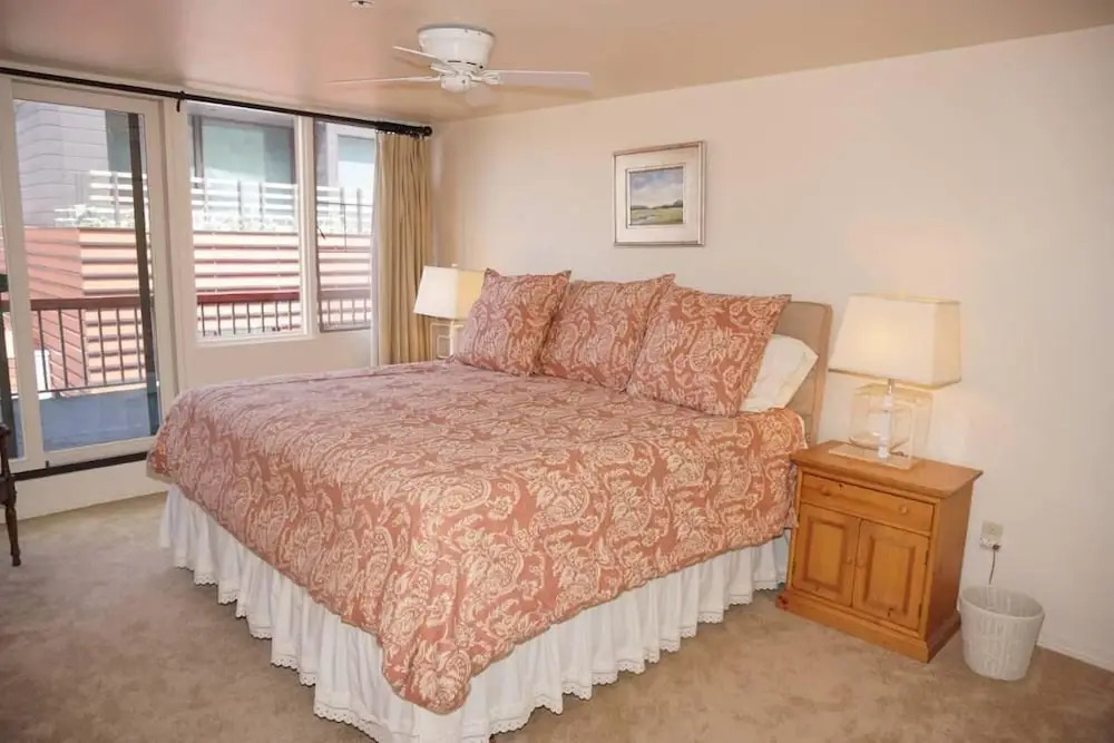 Great Location 1 Block From Gondola!!! - Outstanding Views Of Ajax 3 Bedroom Condo by RedAwning