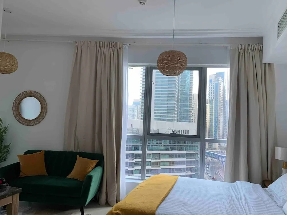 Cosy Little Studio With Marina &partial Beach View