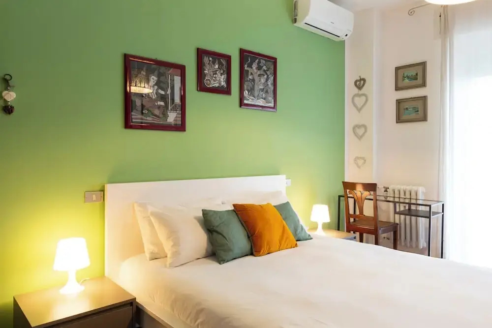 notaMi - Trendy Corner Fashion District