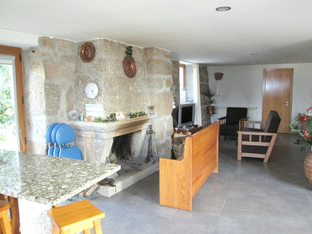 Villa With 2 Bedrooms in Cova, Vieira do Minho, With Wonderful Lake Vi