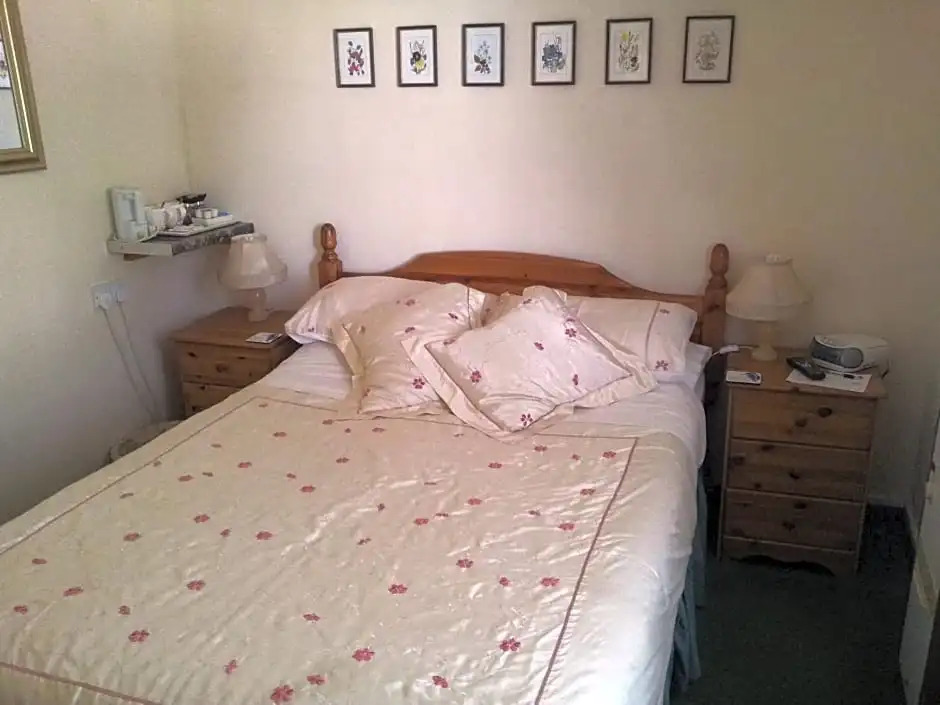 Kingfisher Cottage